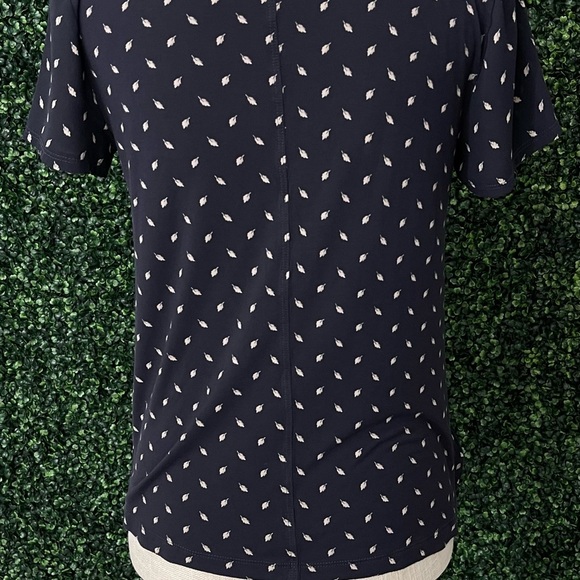 Loft Top - Picture 6 of 6